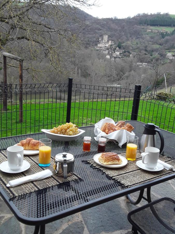 Chambre D'Hotes Cadravals Belcastel Aveyron Exterior foto